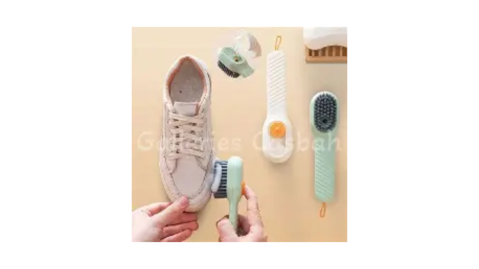 Brosse de Nettoyage Multifonction avec Distributeur de Savon